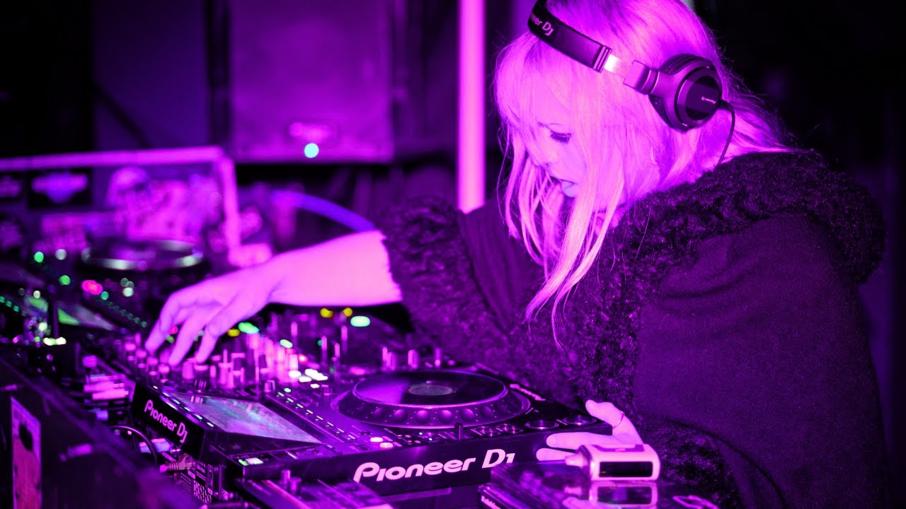 BREAK AWAY // KREMWERK // IMPACT! FOUNDATION SEATTLE