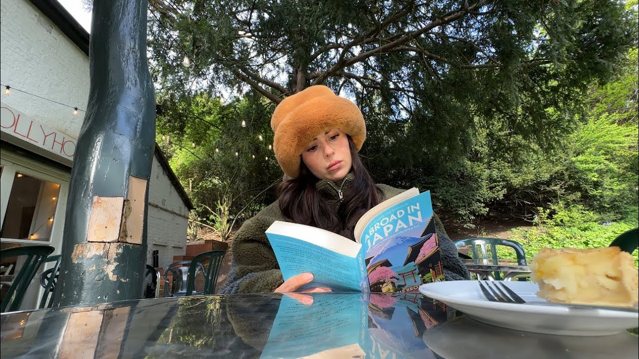 a quiet solo date in london