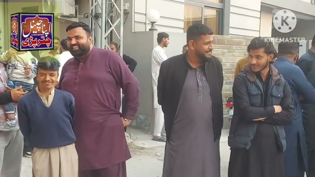 عثمان لیس اینڈ کاسمیٹکس شاپ چترپڑی کا آفتتاح اویس ظفر کو نیا کاروبار کھولنے پر  مبارک باد 