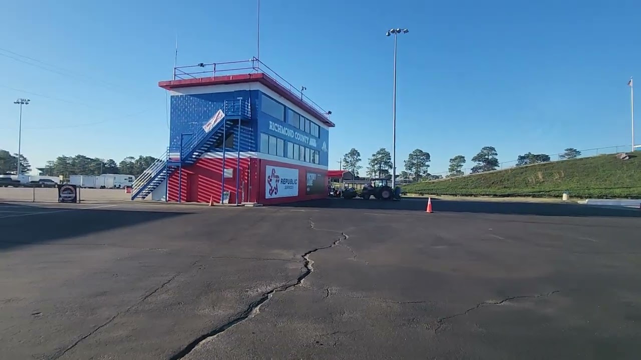 TRACK TOUR: Rockingham Dragway 