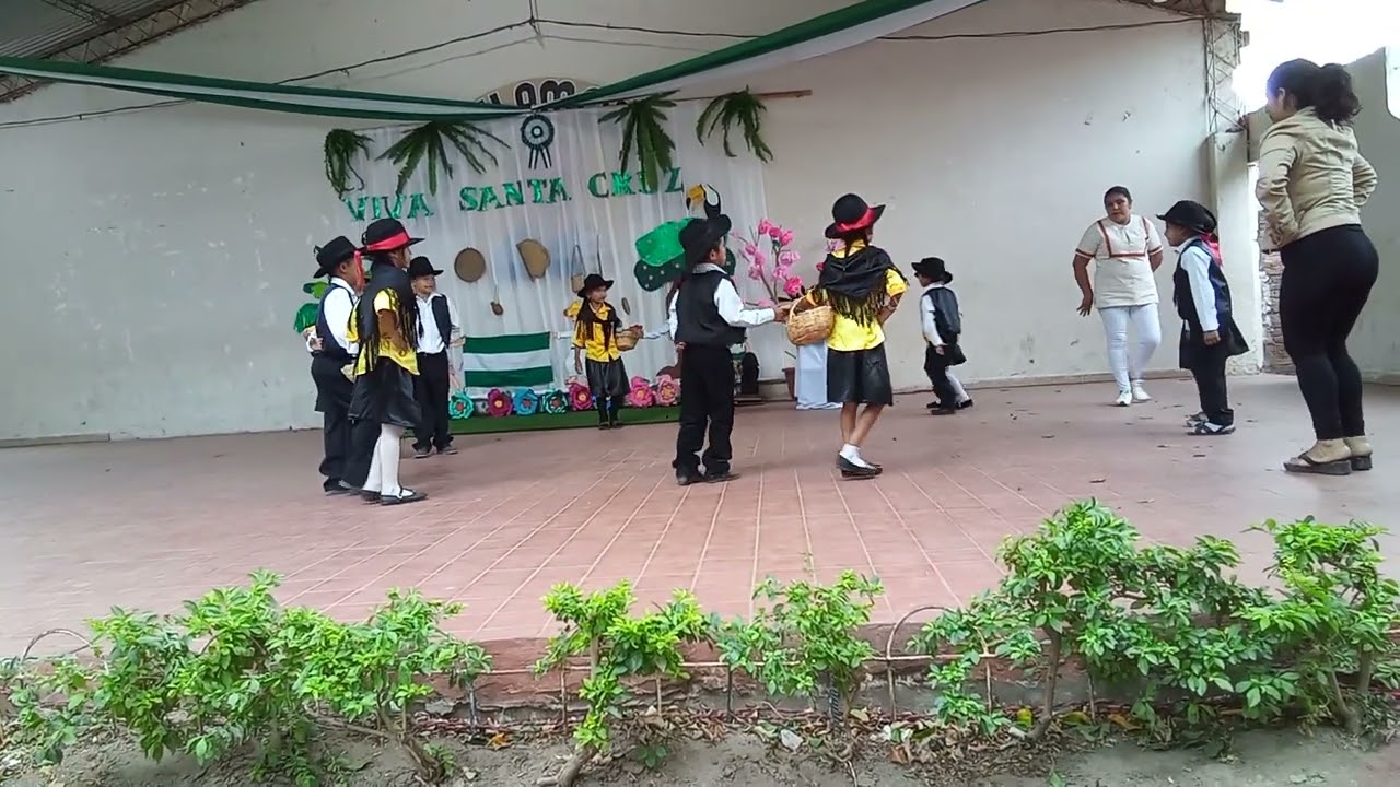 danza vallegrandina niños