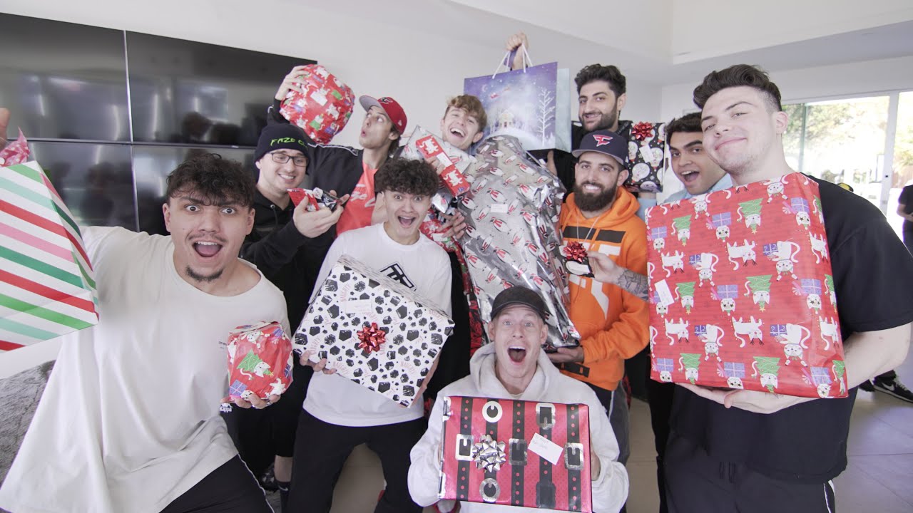 Secret Santa: FaZe Clan Edition