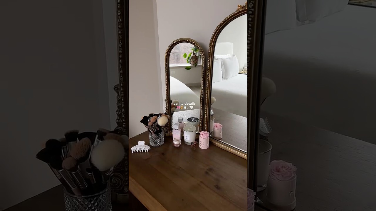 the dreamiest vanity 🎀 #fyp #aesthetic #girly #vanitymirror #vanitytour #vanitytable #vanitydecor