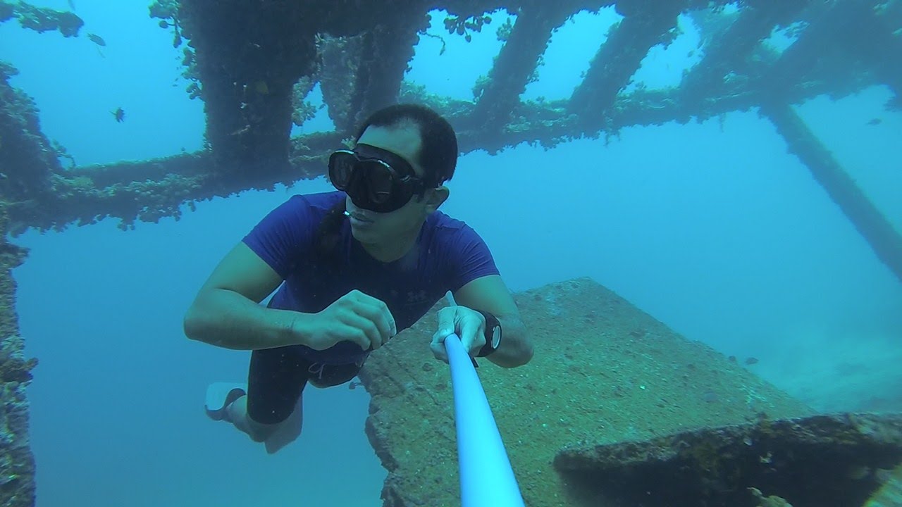 Freediving Anilao's Dari Laut Wreck HD