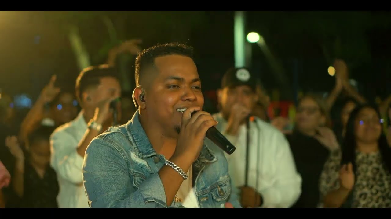 LA FAMILIA DE CRISTO - LOCO LOCO (LIVE)