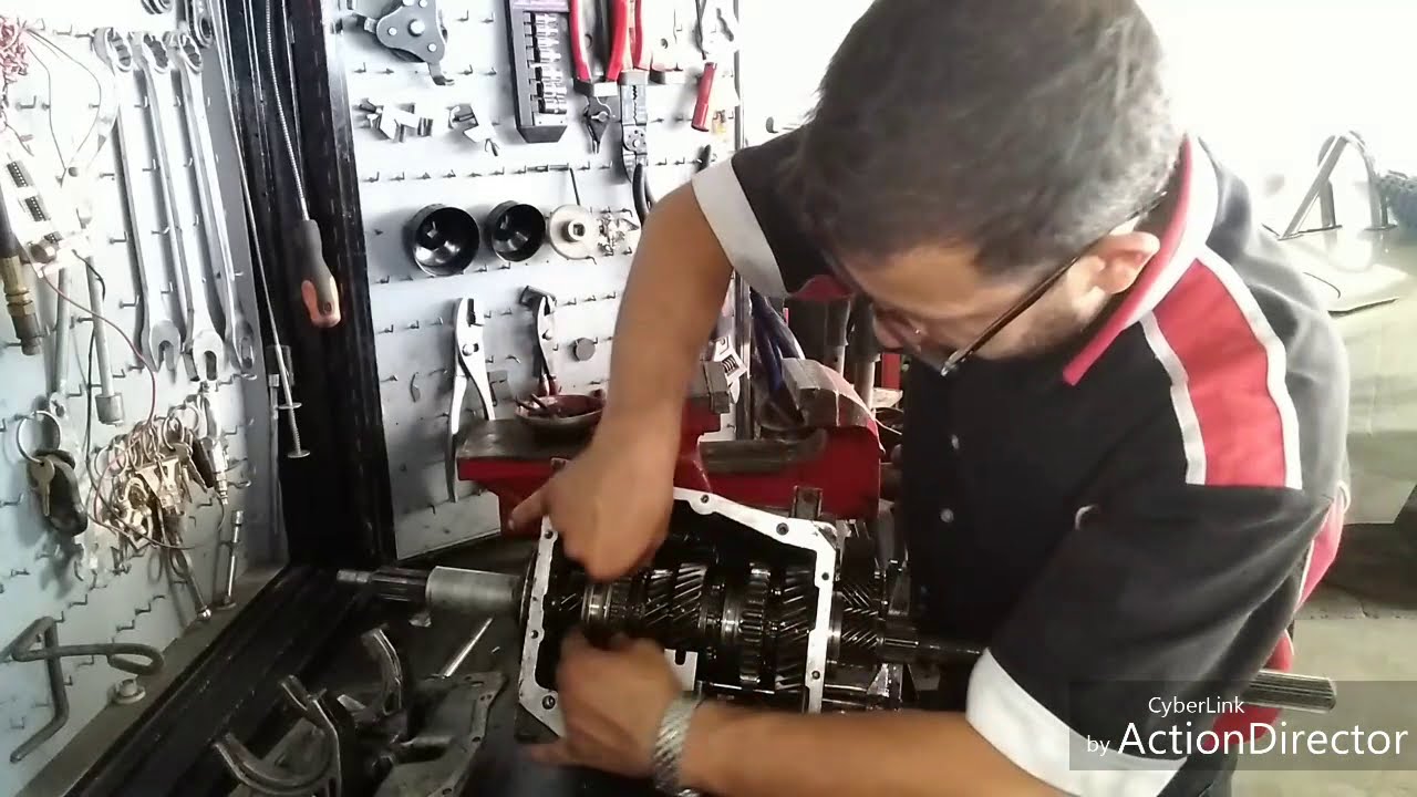 Reparación de transmisión std T5 Mustang