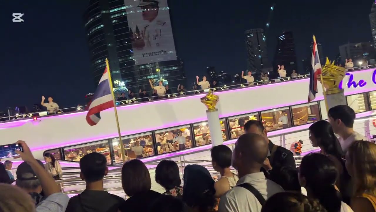 The Opulence Cruise With Dinner Buffet in Bangkok 