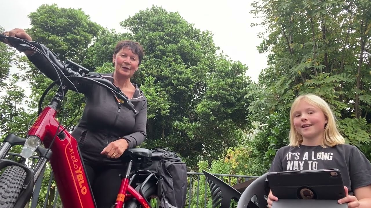 What To Love About A MeloYelo Tranzit Electric Bike - Beverley Tells Granddaughter Daisy