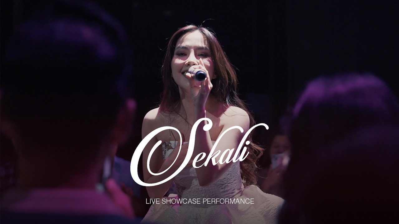AGATHA CHELSEA - SEKALI (SHOWCASE LIVE PERFORMANCE)