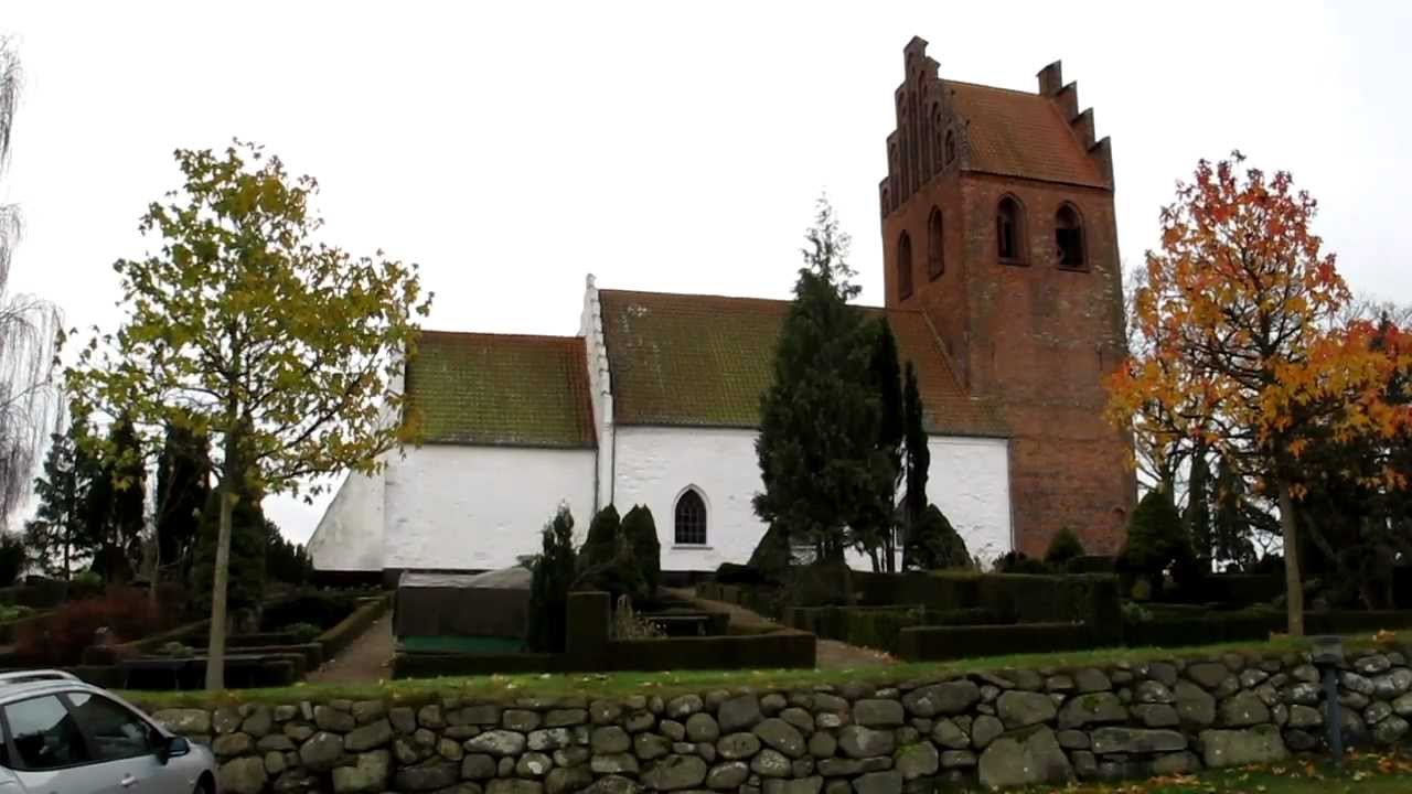 Grønholt Kirke ringer til begravelse