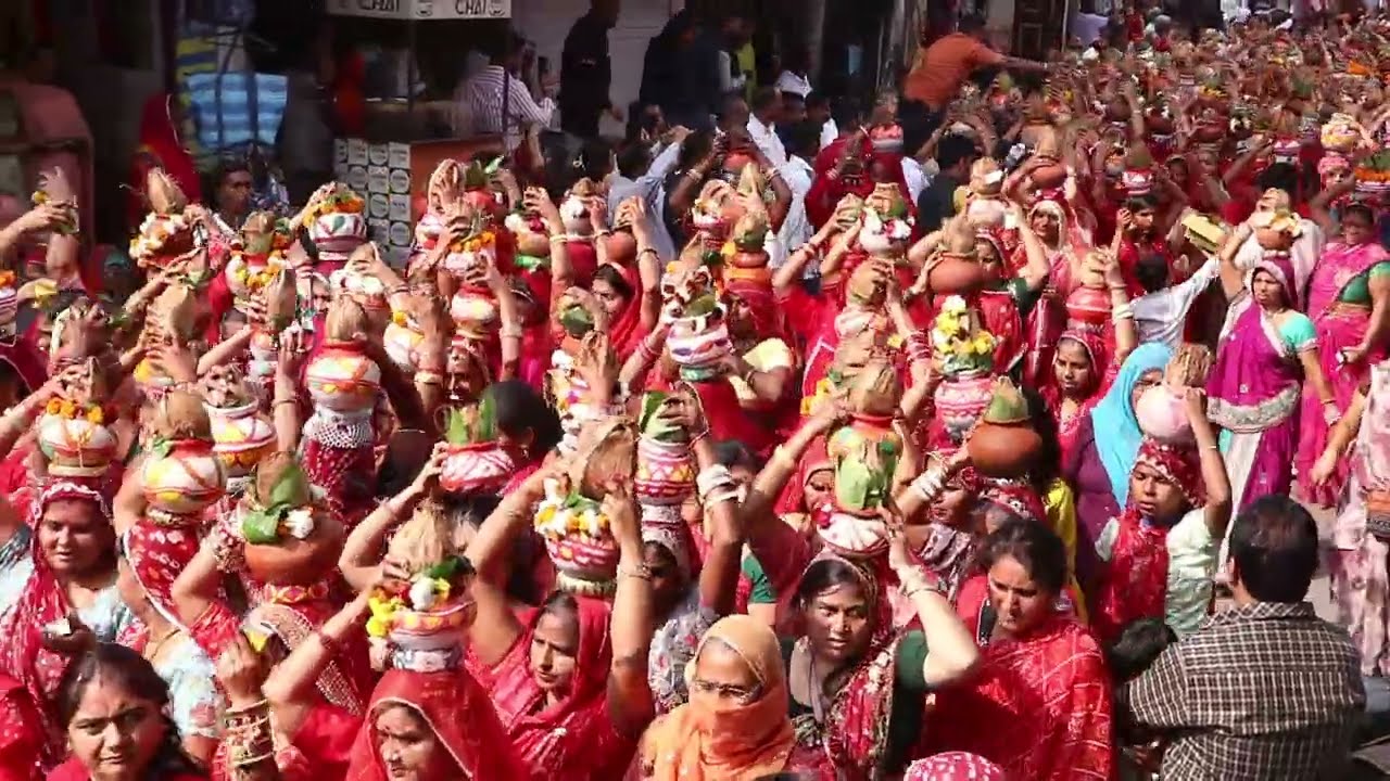 PALI ऐसी कलश यात्रा आपने कभी नहीं देखी होगी || गुरुदेव वसंत विजयानंद गिरिजी महाराज