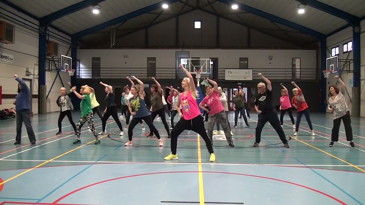 Zumba Gold - toning - Waka Waka (This Time for Africa) - University of Rochester YellowJackets