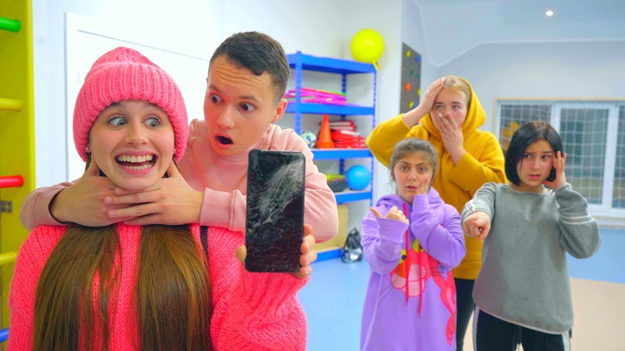 Kodėl Diana sudaužė savo vaikino iPhone? 😱 Linksmas iššūkis