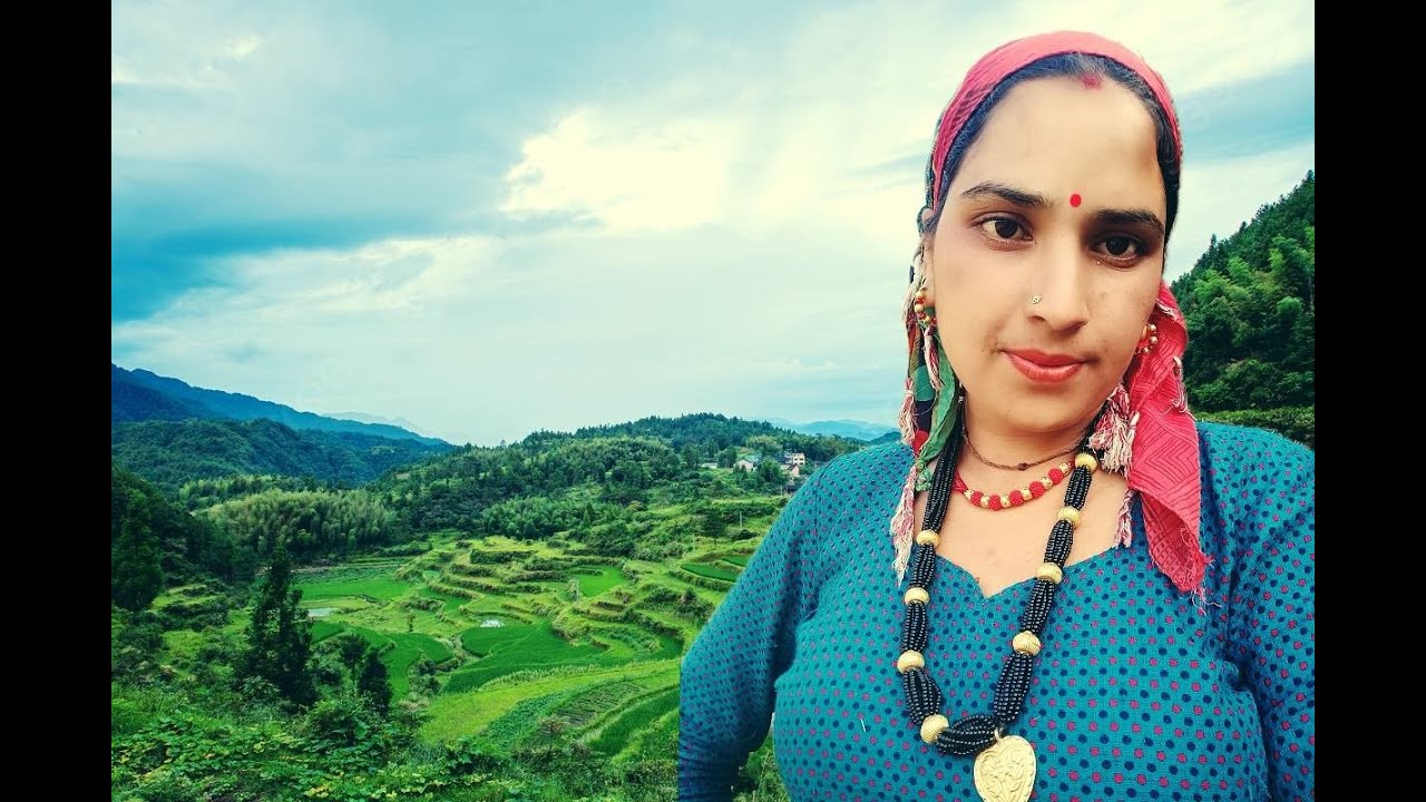 आजकाल गेहूं की फसल भी बड़िया दिखने लगी है जब से बारिश हुई है?