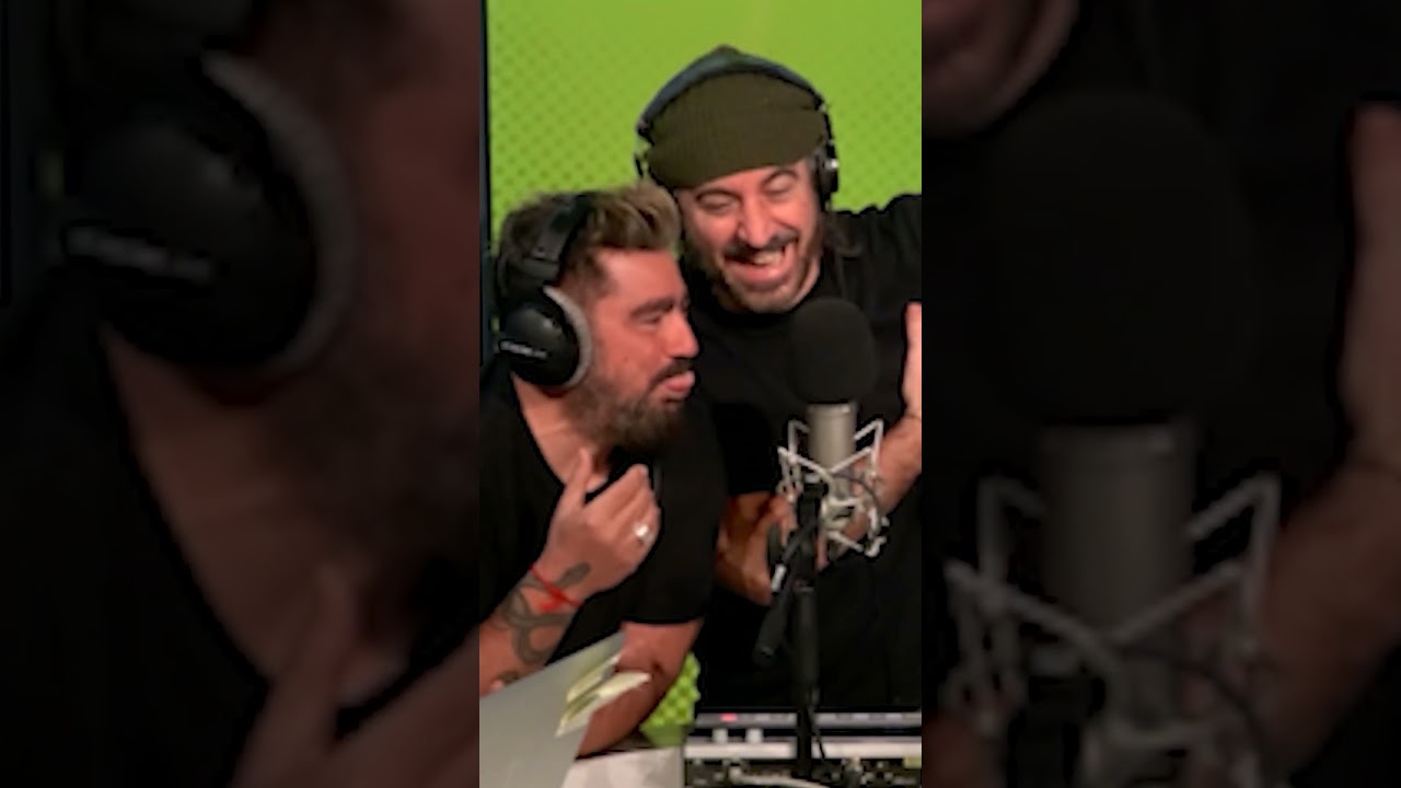 Il disturbo de Lo Zoo a Enrico Papi  #radio105 #perte #lozoodi105