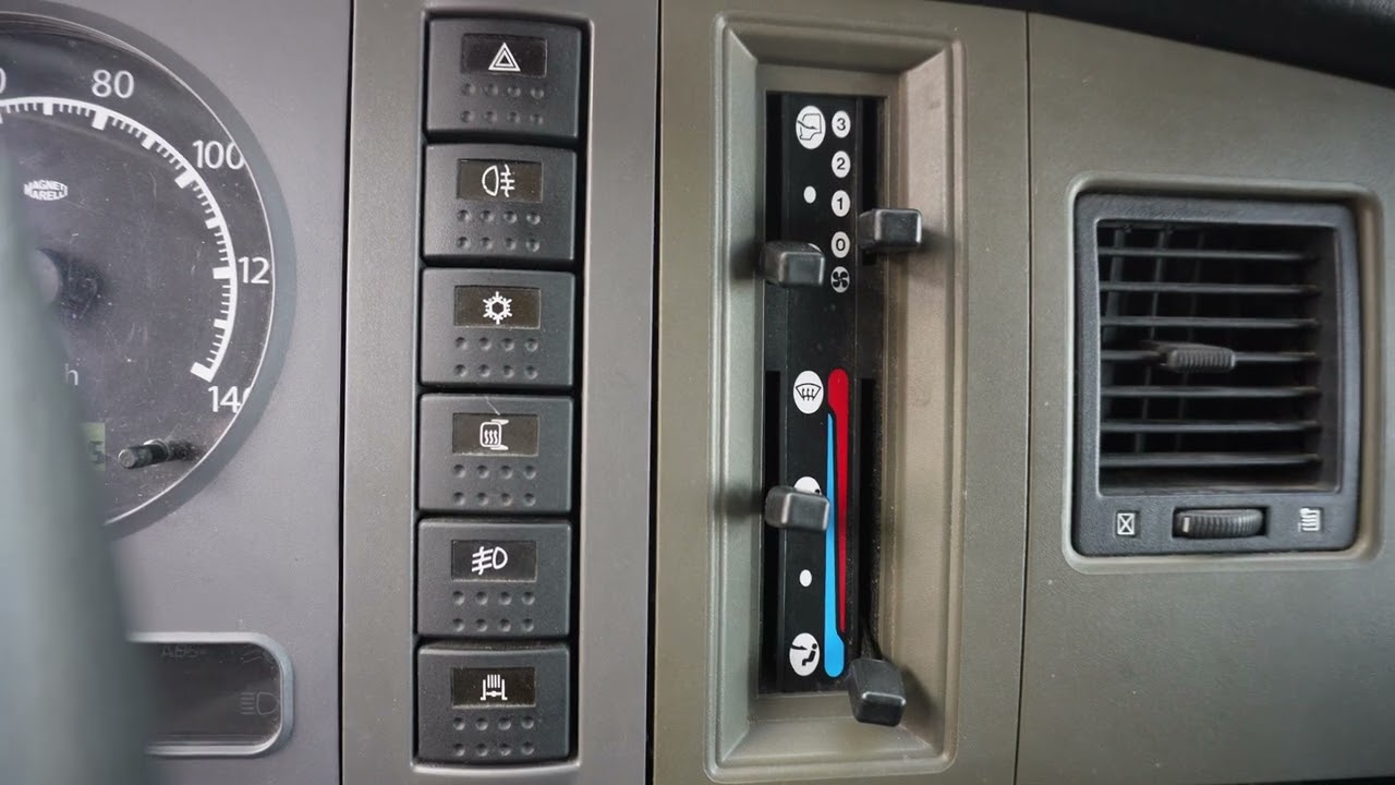 NISSAN ATLEON CAJA CERRADA PMA 3500 KG EN SERVEAL AUTOMOCION