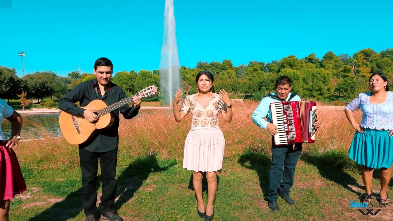 RIPUNAYTA YUYARISPA - BETY Y BENIGNO VEGA