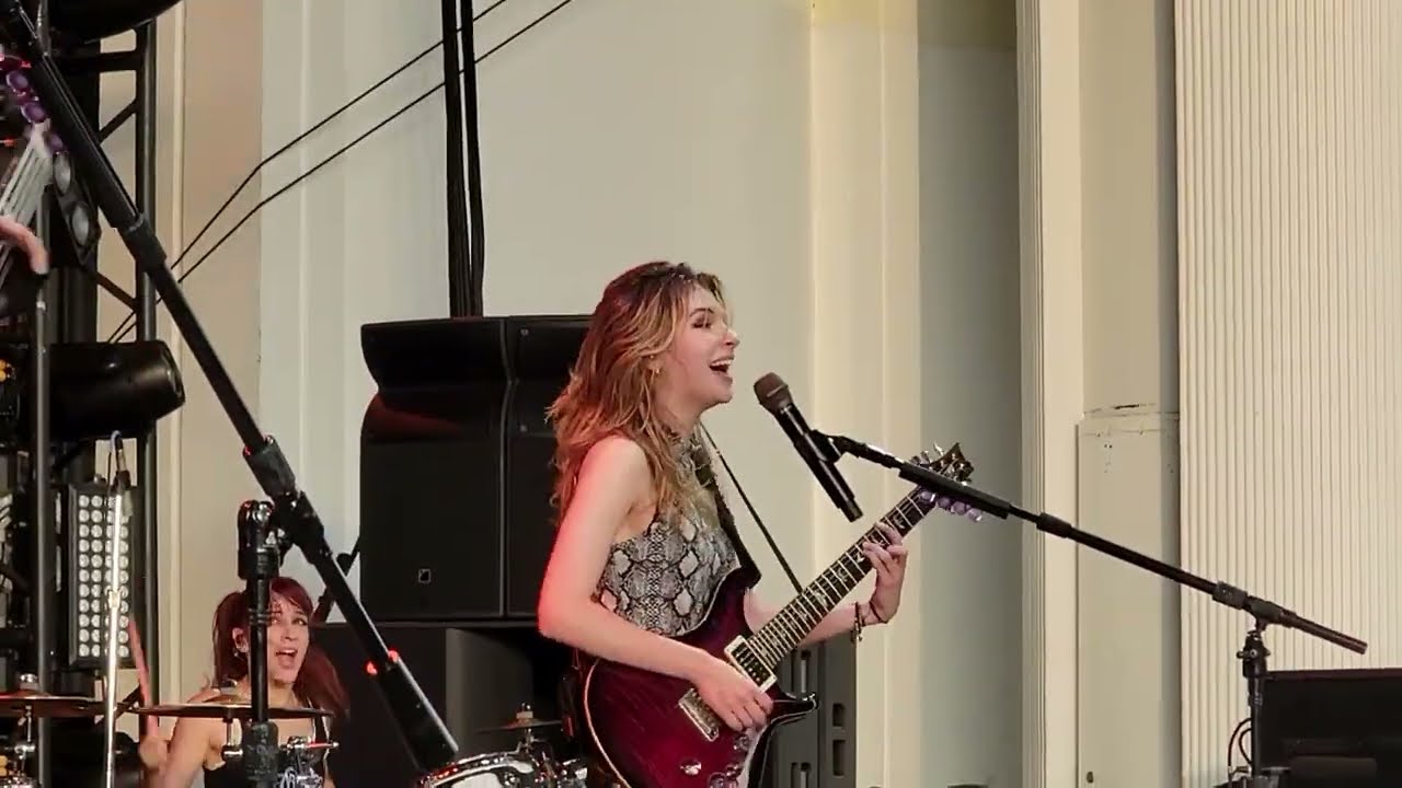 The Warning - EVOLVE - Live PNC Bank