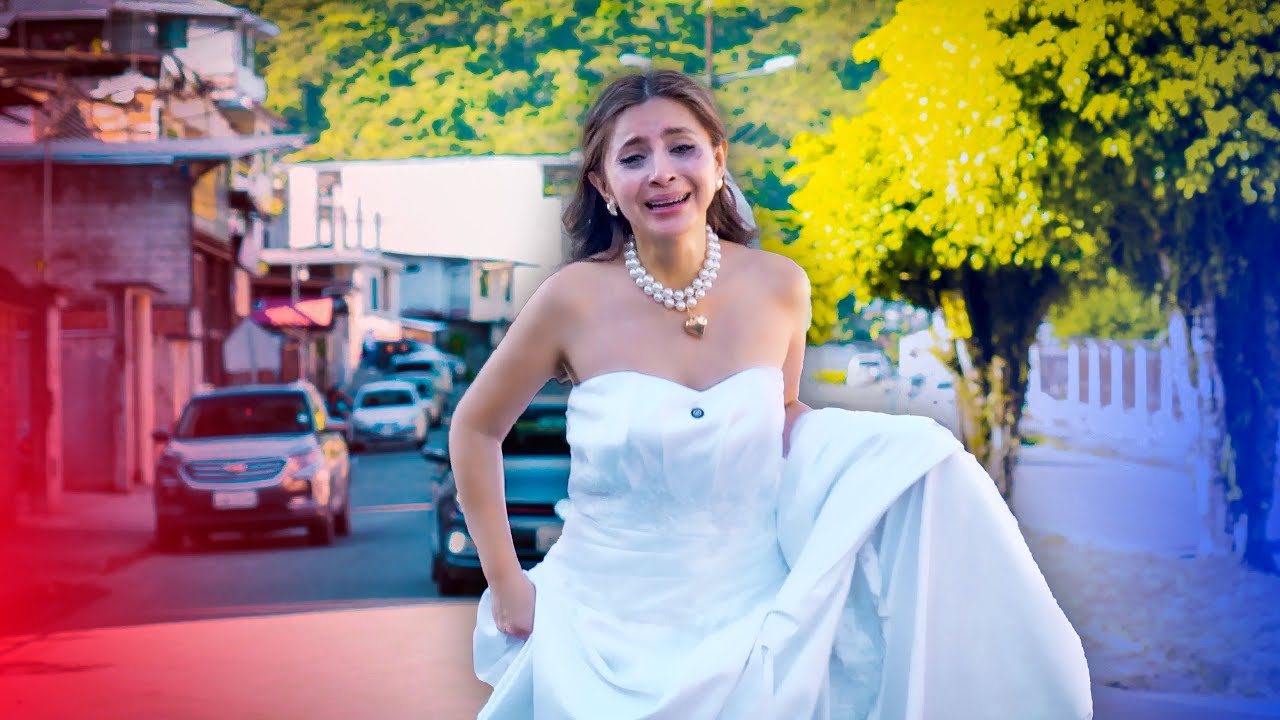 Policía ayudó a una mujer casada sin imaginar cómo cambiaría su destino