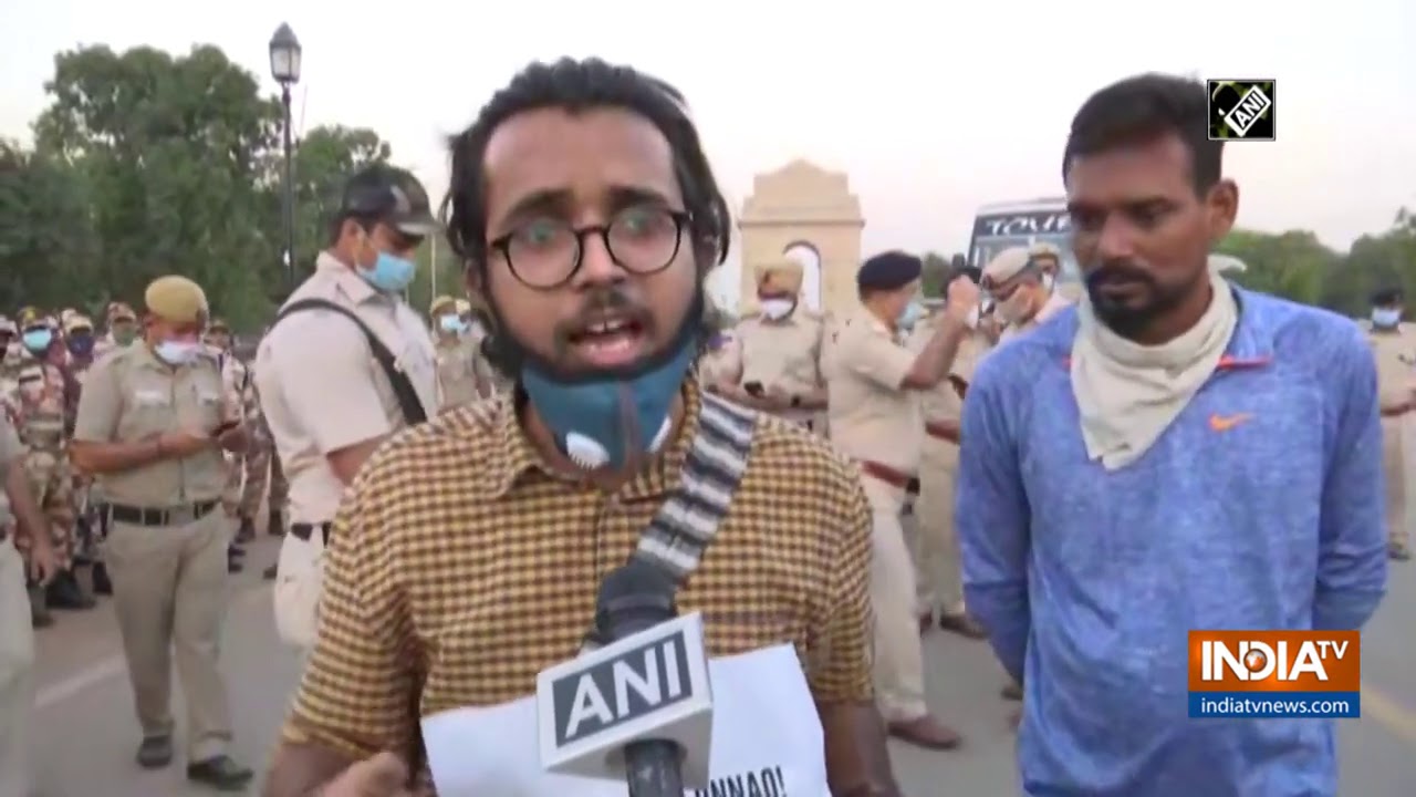 AISA holds protest at India Gate over Hathras gang-rape case