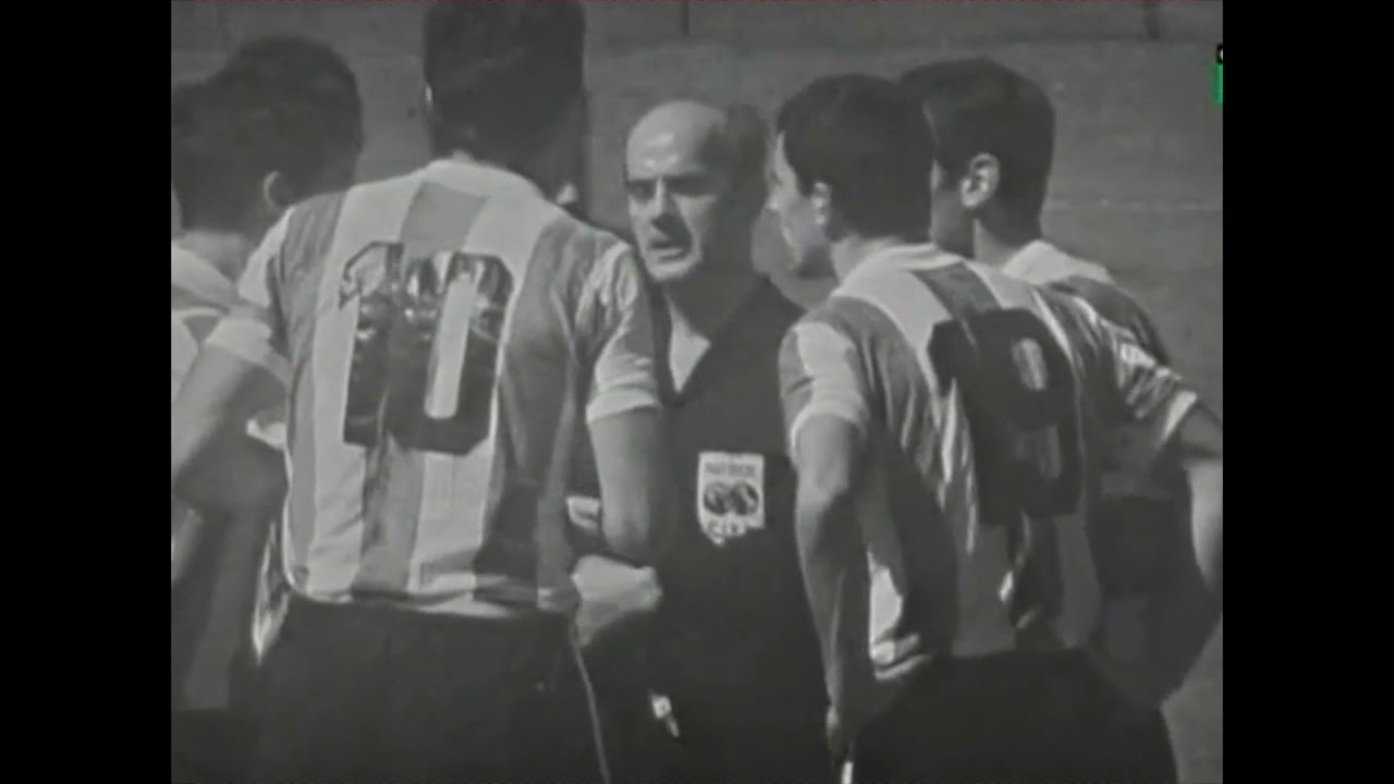 Argentina 0 - 1 Inglaterra 66'