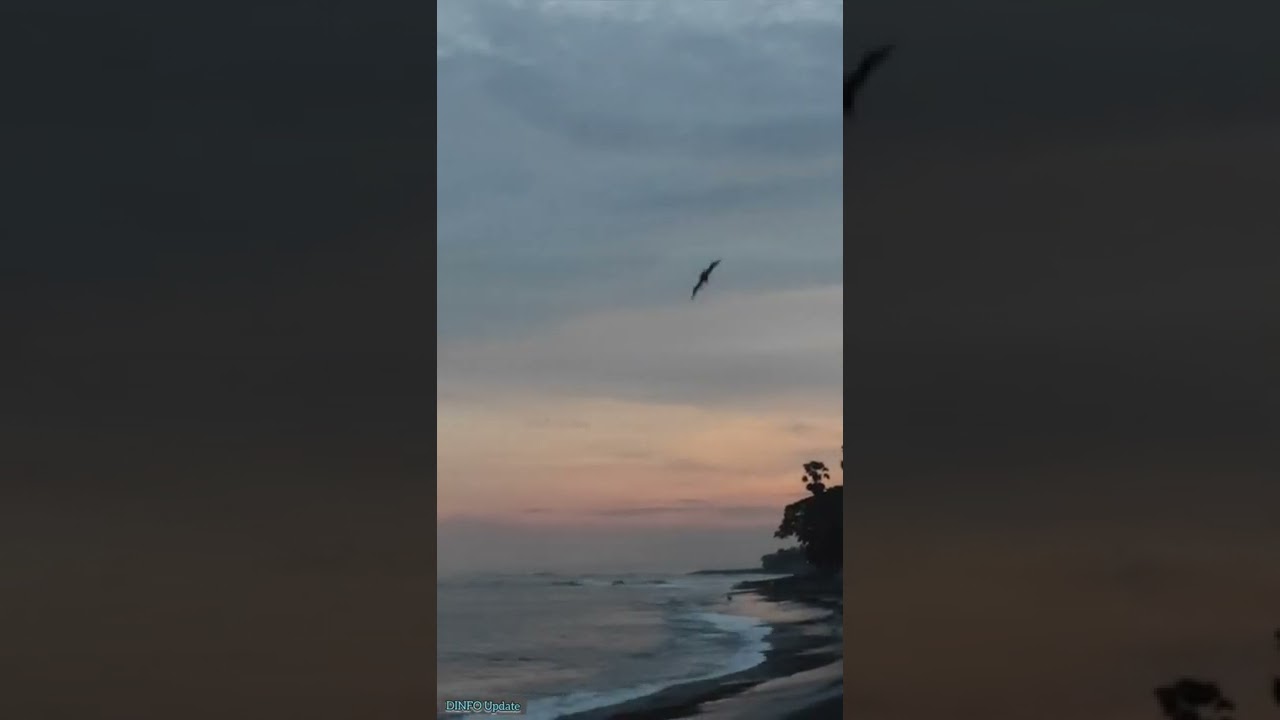 Sunset Pantai Pering, 
