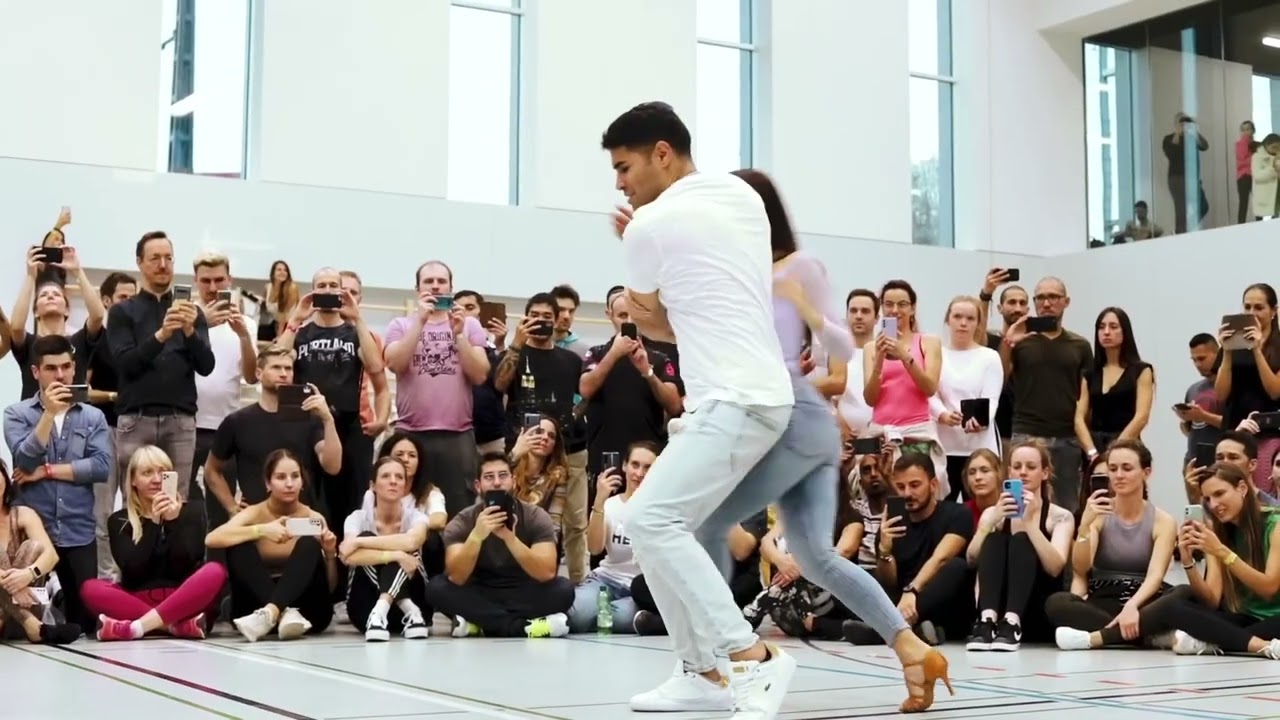 Jhonny Evidence - Tu Manera - Março y Sara (Dance)