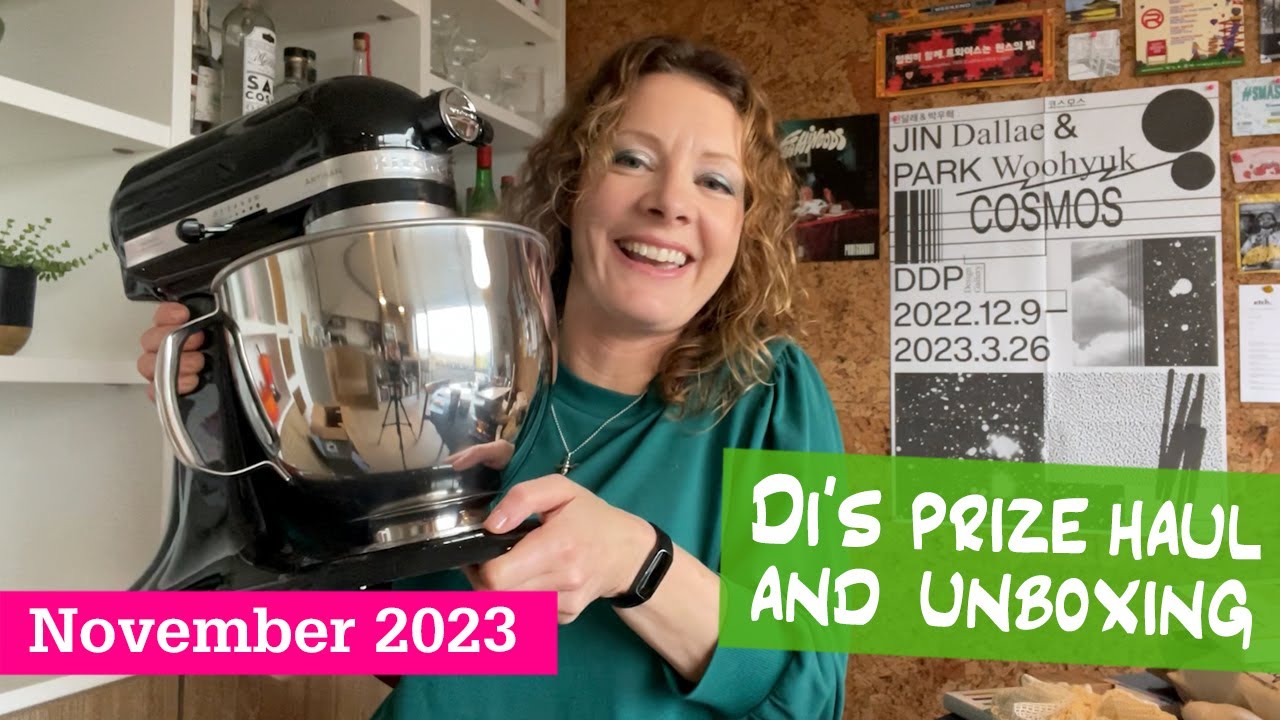 Di's Prize Haul and Unboxing November 2023