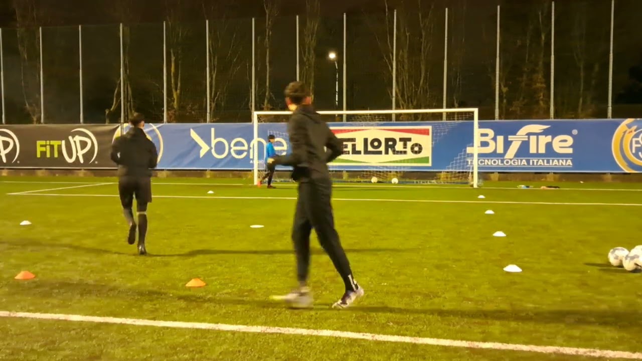 Attivazione podalica prese raccolte #sperimentiamo #goalkeeper 