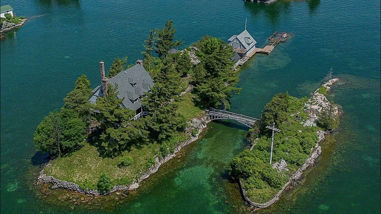 This Is The Shortest International Bridge In The World  