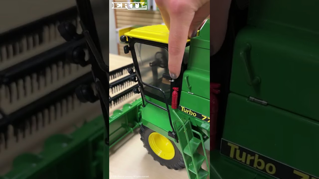 Check out the first Diecast Sample of the Prestige Select #4 for John Deere!🌾 