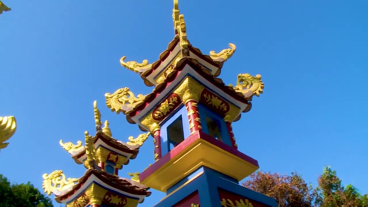 Khu lăng mộ gia đình Ông bà Vệ & Duyên