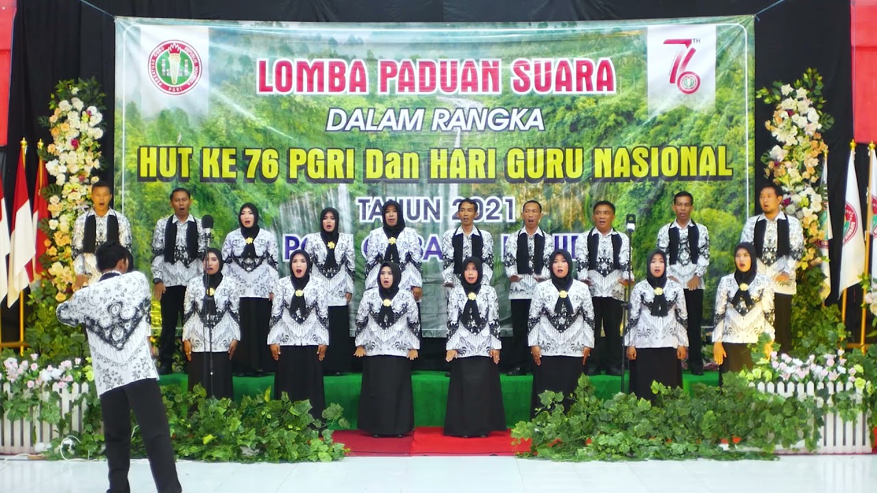 PADUAN SUARA PGRI CABANG KUNIR (Juara 1 Tingkat Kabupaten Lumajang)