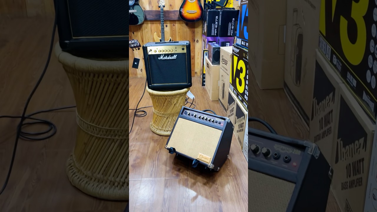 Acoustic guitar amp vs electric guitar amp. #guitar #acousticguitar #marshall