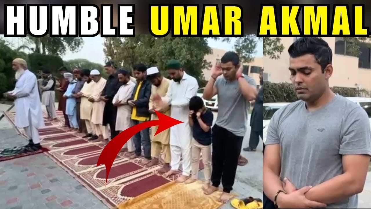 Umar Akmal is offering prayers with his son