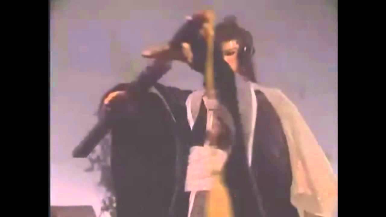 【白衣劍少】和洛子商代表憶秋年和風之痕比劍法