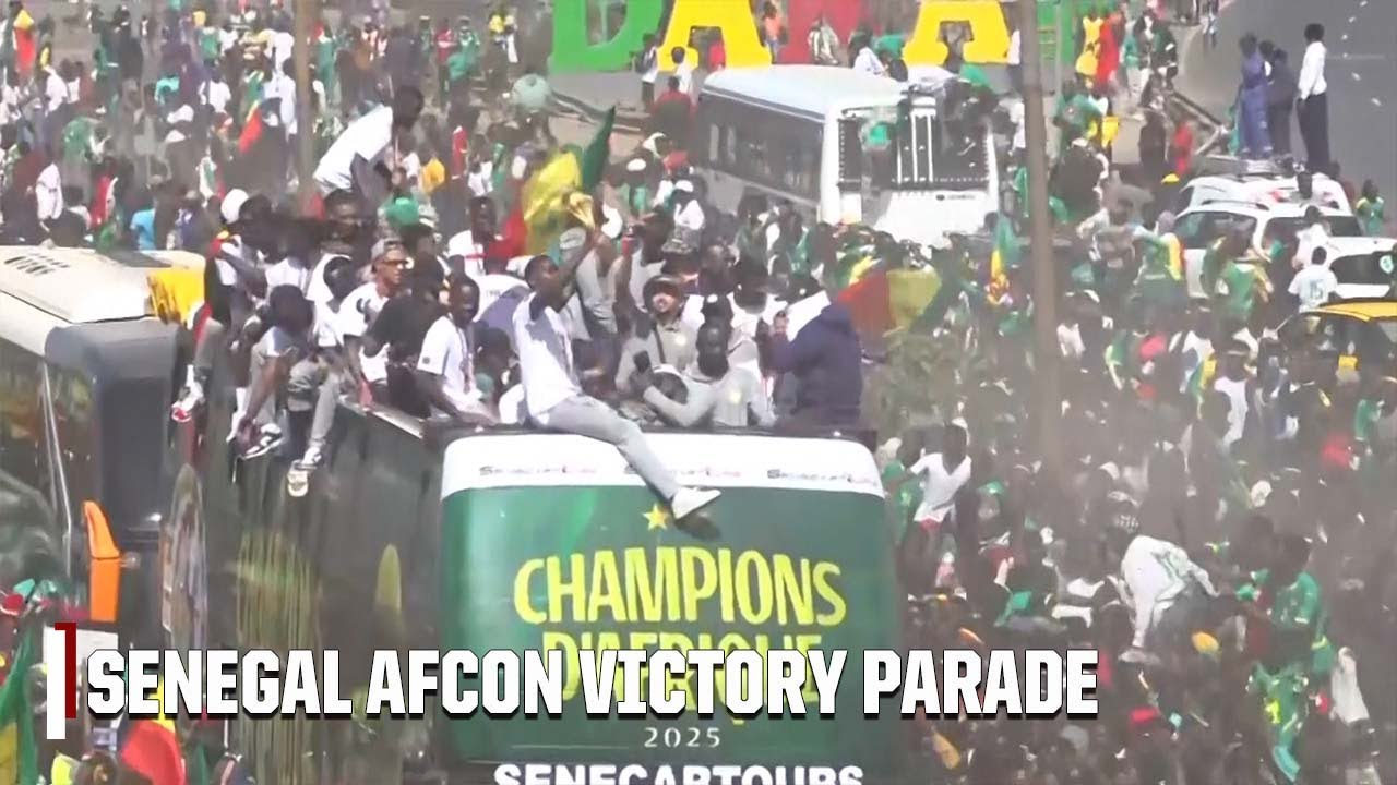 Senegal celebrate their AFCON victory with bus parade through the city 🏆
