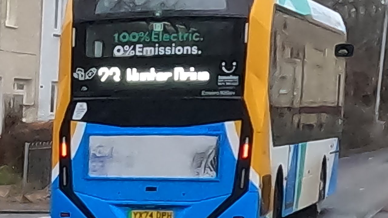 Go North East Volvo B9TL 6093 works a 56 between Concord & Wrekenton (2026).