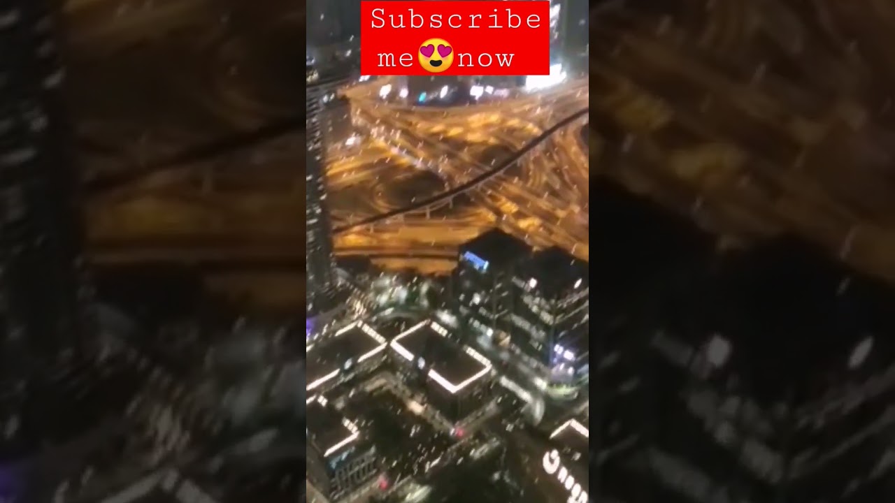 Dubai lool at midnight 
