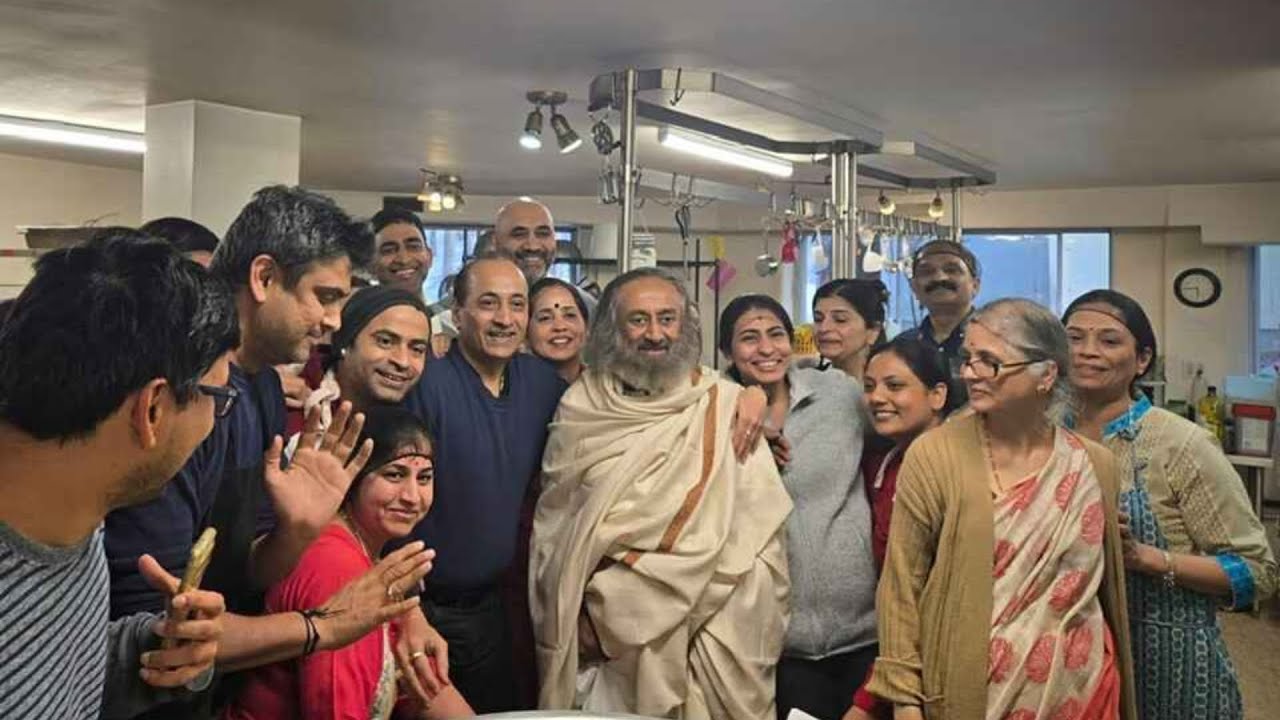 Sri Sri Ravi Shankar Gurudev from Canada | The Art of Living