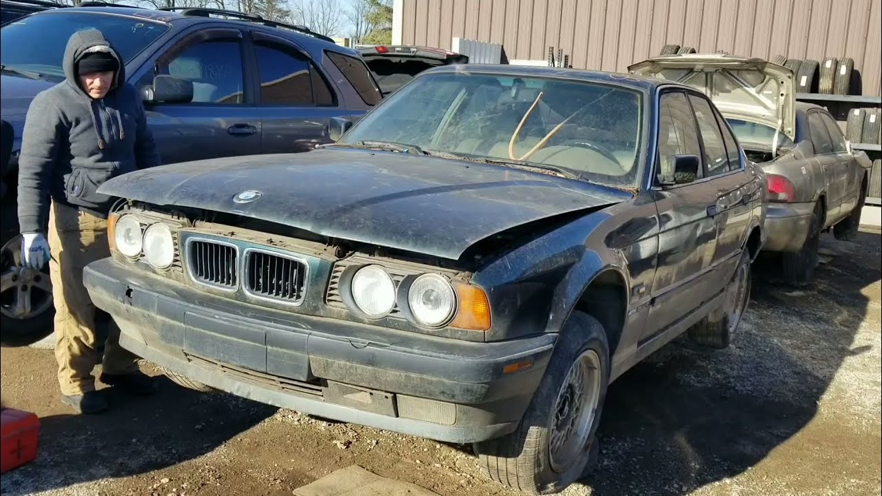 Авторазбор в США Детройт|олдтаймеры в сборе|BMW E34 530I 535I+AUDI A8 D3 BMW E66 экскурсия по свалке