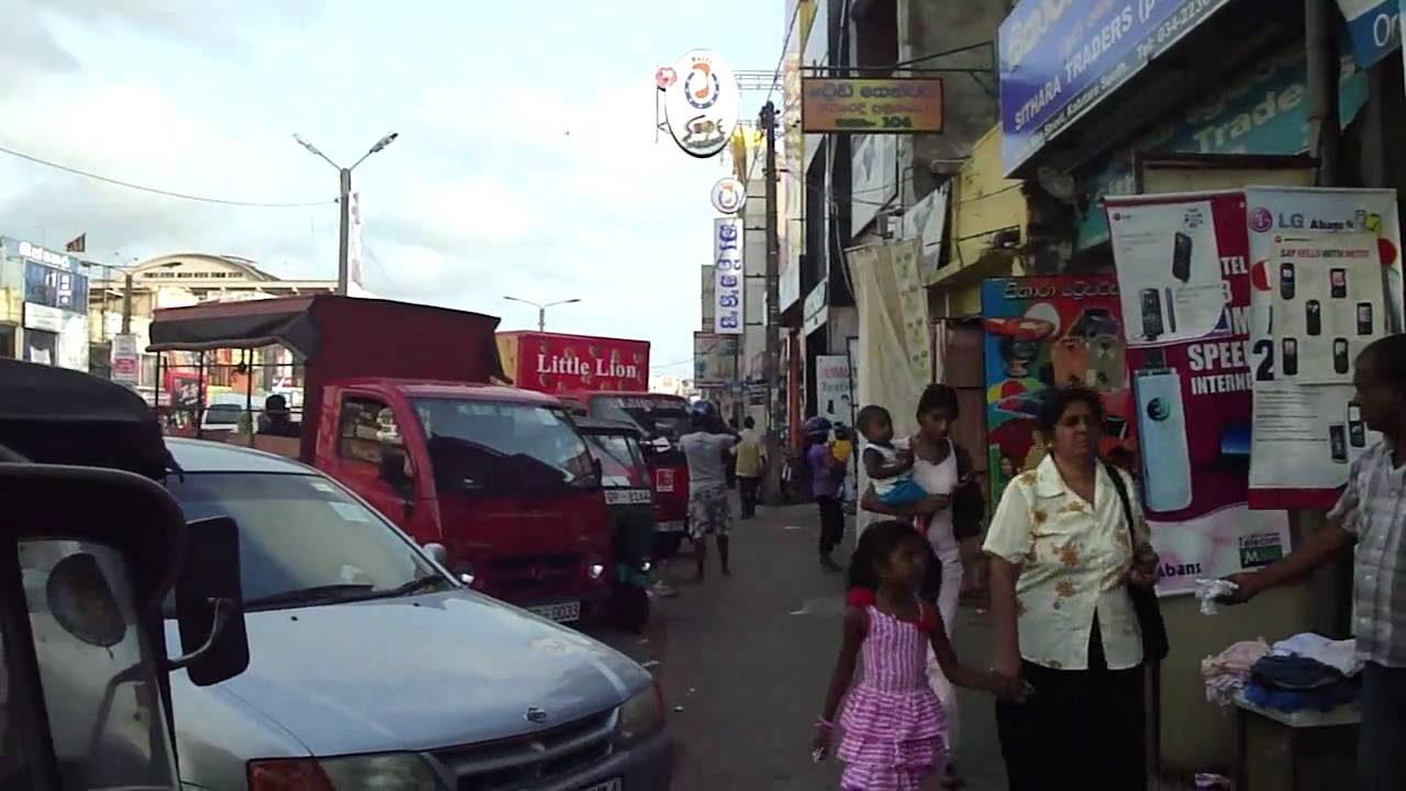Daily Life for Sri Lankans, in Kalutara, Sri Lanka - Street Scenes 2010