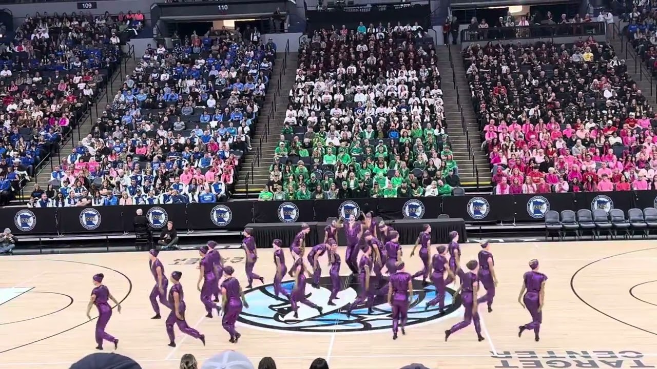 Totino Grace Dance Team Kick 2025
