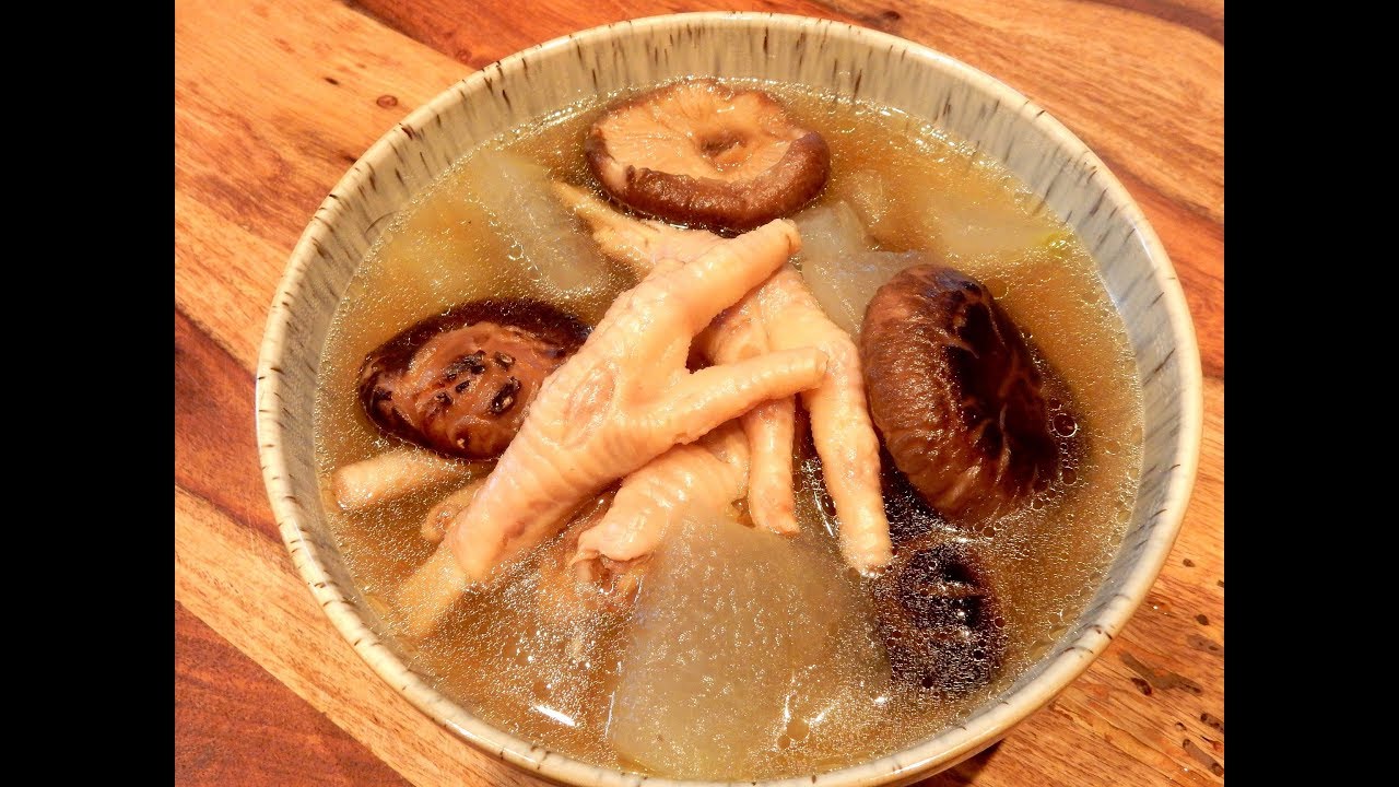 S2Ep30-Chicken Feet Soup with Winter Melon and Mushrooms 鳳爪冬瓜香菇湯