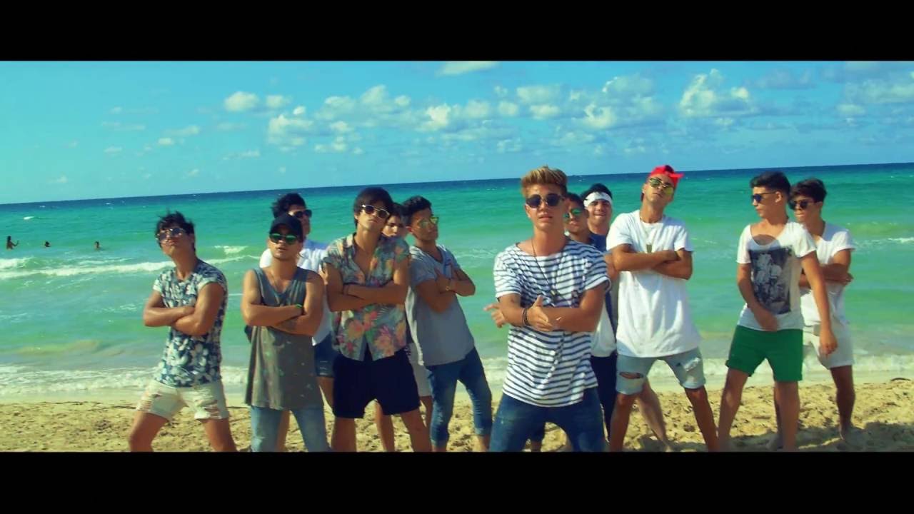 CARPE DIEM - Llego el Verano (Ft Angel y Pucho , 4U , Yomy )