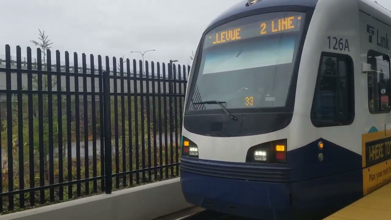 Link light rail train arrives @ 