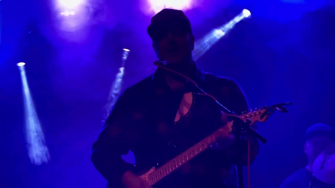 Mattlock and the Keys - “Walk Alone”