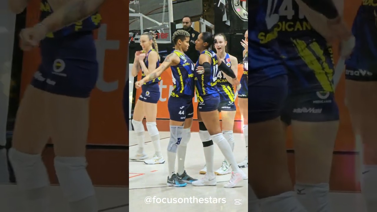 💥Get the power from Melissa Vargas and Ana Cristina. #melissavargas #fenerbah&ccedil;e #anacristina