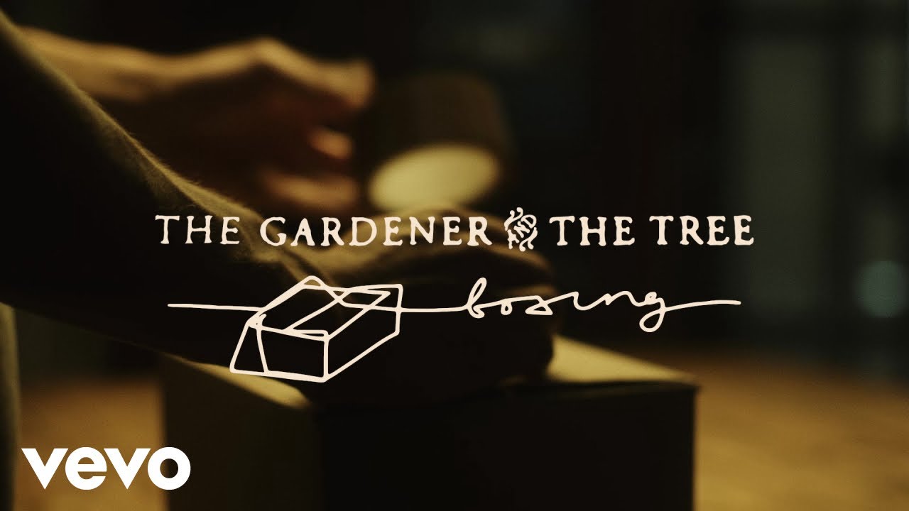 The Gardener & The Tree - boxing (Visualizer)
