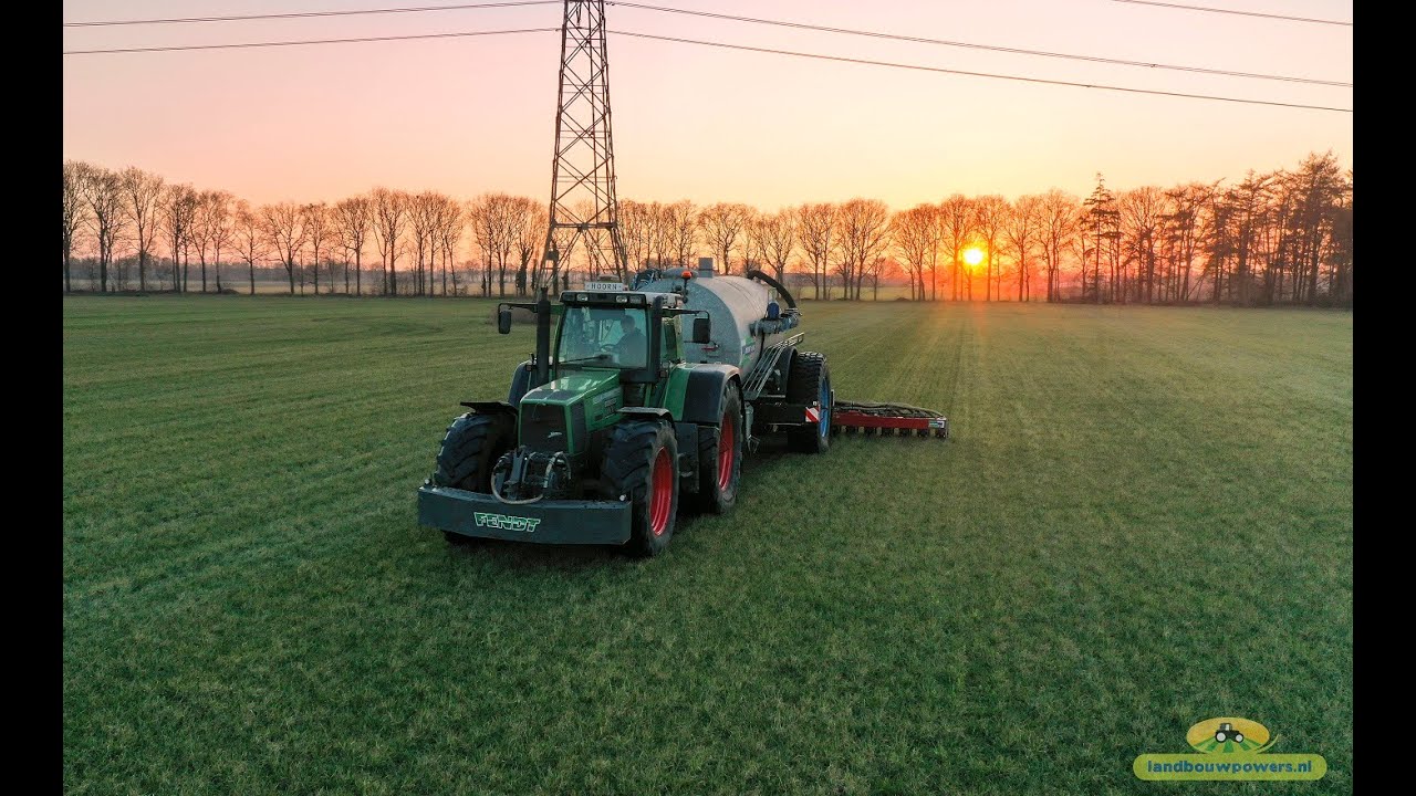 Loonbedrijf Hoorn Peest - zodebemesten - Fendt Favorit 924 + Duport 4 IN LINE